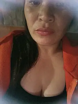 chipu06 online show from 02-08-26, 11:02