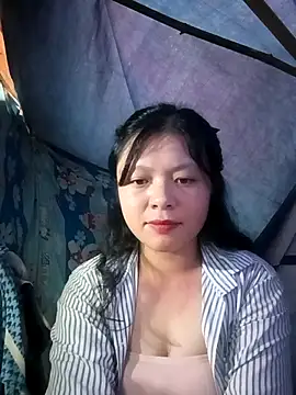 lisa-bae00 online show from 11-13-25, 10:14