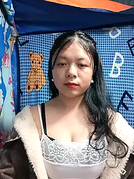 lisa-bae00 online show from 12-14-25, 12:21