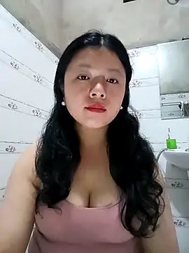 lisa-bae00 online show from 02-13-26, 12:01