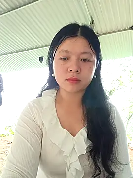 lisa-bae00 online show from 04-27-26, 03:59