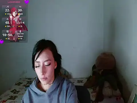 fresita streamer online show from 10-29-25, 05:10