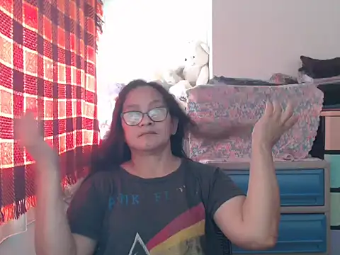 Kinkybela2025 online show from 01-14-26, 12:05