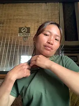 Snapshot of sowbibi chatting on 10-24-25, 05:15 sowbibi online show from 10-24-25, 05:15