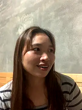 Snapshot of sowbibi chatting on 10-28-25, 01:20 sowbibi online show from 10-28-25, 01:20