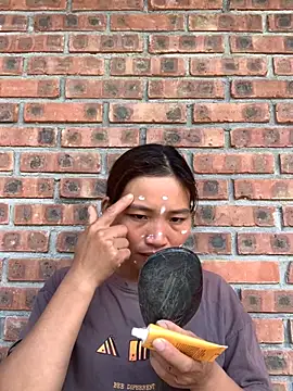 Snapshot of sowbibi chatting on 10-30-25, 05:31 sowbibi online show from 10-30-25, 05:31