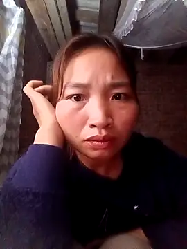 Snapshot of sowbibi chatting on 11-08-25, 01:33 sowbibi online show from 11-08-25, 01:33