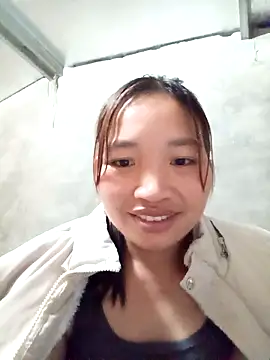 Snapshot of sowbibi chatting on 11-10-25, 01:48 sowbibi online show from 11-10-25, 01:48