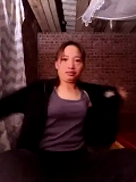 Snapshot of sowbibi chatting on 11-10-25, 10:31 sowbibi online show from 11-10-25, 10:31