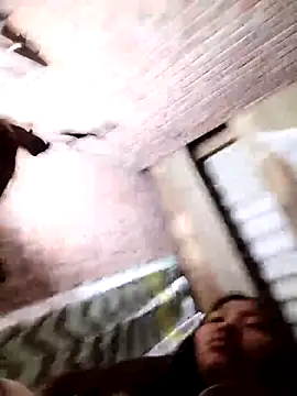 Snapshot of sowbibi chatting on 12-04-25, 01:31 sowbibi online show from 12-04-25, 01:31