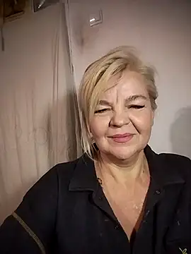 TiaBeauty9182 online show from 10-24-25, 09:33