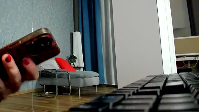 KarinaSparks online show from 12-14-25, 06:01