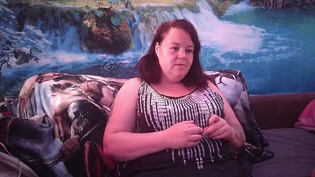 Snapshot of Doreen03 chatting on 10-23-25, 09:19 Doreen03 online show from 10-23-25, 09:19