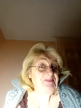 AmyLove353 online show from 11-08-25, 09:24