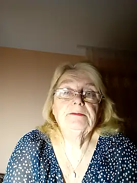 AmyLove353 online show from 11-18-25, 09:41