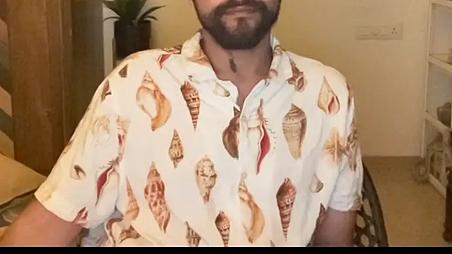 Snapshot of MakeMeAwareAah chatting on 12-21-25, 04:14 MakeMeAwareAah online show from 12-21-25, 04:14