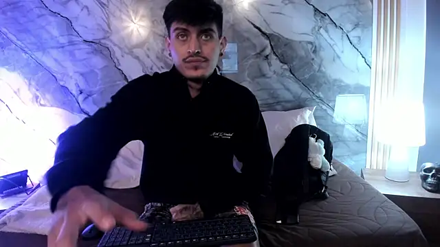 enzorodriguezz online show from 11-12-25, 01:00