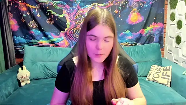 MiraaBloom online show from 10-27-25, 01:59