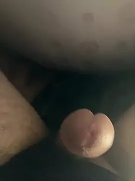 Snapshot of StrandedTrident chatting on 02-07-26, 12:03 StrandedTrident online show from 02-07-26, 12:03