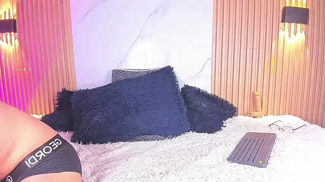 IM KaiStorm online show from 10-27-25, 03:21