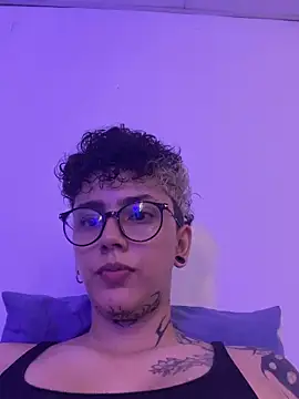 Abby Evanns1 online show from 11-18-25, 08:35