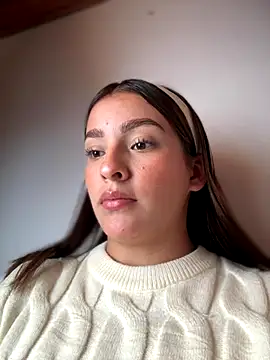 Talia Bonet online show from 11-17-25, 04:13