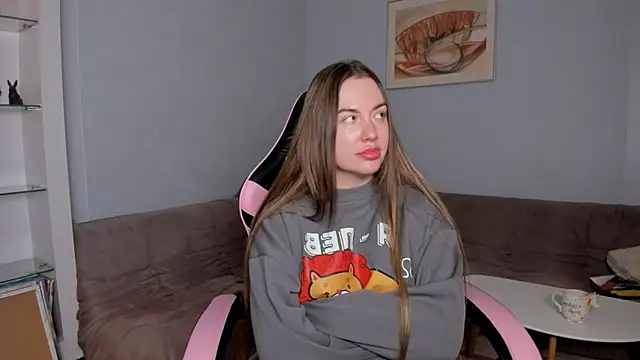 Snapshot of Zefirr_Sexyyy chatting on 10-20-25, 07:25 Zefirr Sexyyy online show from 10-20-25, 07:25