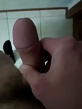 Snapshot of trm2066 chatting on 12-15-25, 06:23 trm2066 online show from 12-15-25, 06:23