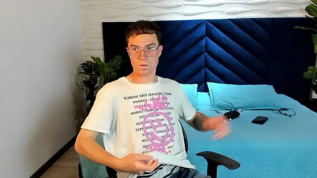 Lil James online show from 03-07-26, 08:17