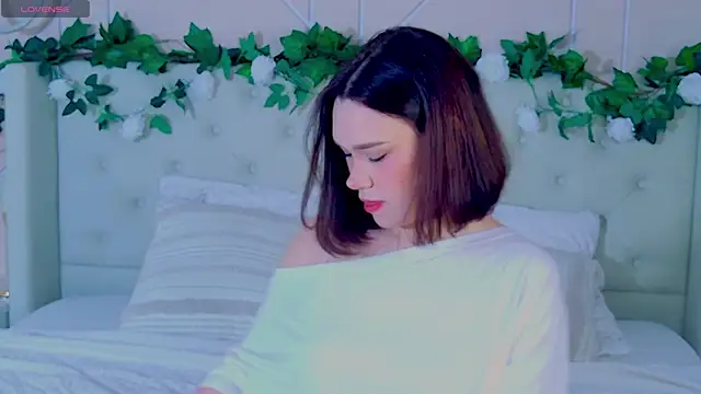 KoriPaul online show from 04-25-26, 05:21