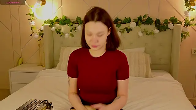 KoriPaul online show from 04-27-26, 05:05