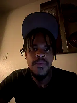 Snapshot of Mrmakeherwet_Tez chatting on 10-27-25, 01:53 Mrmakeherwet Tez online show from 10-27-25, 01:53