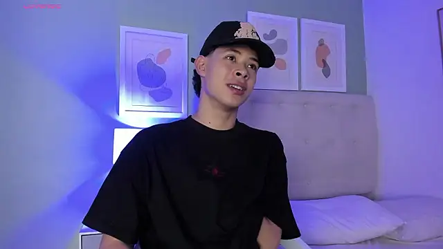 ApoloRicci online show from 03-07-26, 07:55