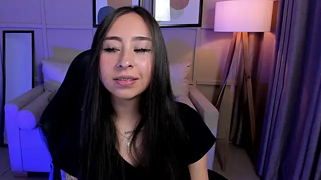 Snapshot of riley__reid chatting on 11-12-25, 10:09 riley reid online show from 11-12-25, 10:09