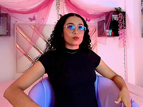 ZOEH ROSS online show from 10-21-25, 11:05