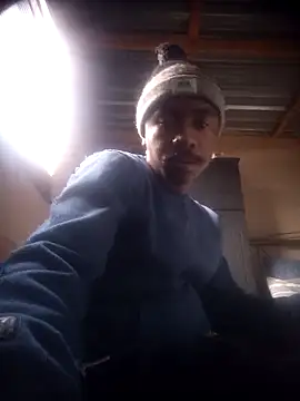 Snapshot of Pussylover911o chatting on 11-24-25, 12:38 Pussylover911o online show from 11-24-25, 12:38