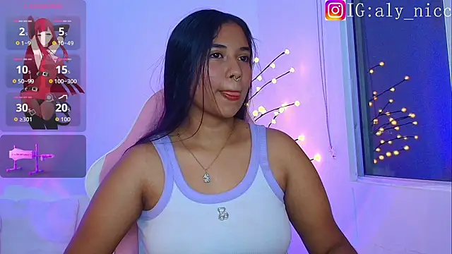 aly nicols online show from 10-21-25, 06:25