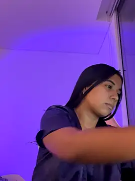 aly nicols online show from 11-07-25, 04:23