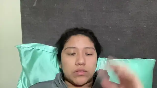 Kmiii21 online show from 10-22-25, 02:23