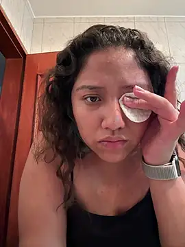 Kmiii21 online show from 03-10-26, 05:34