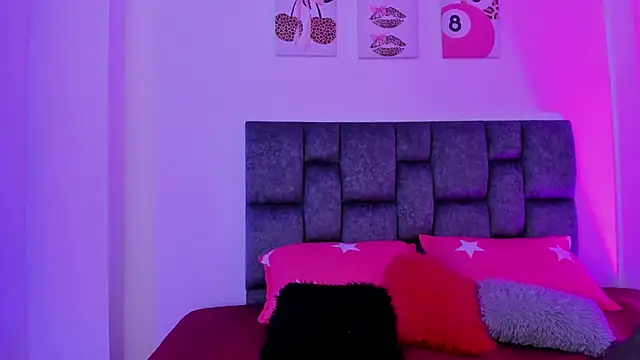 kittymonroe1 online show from 02-13-26, 06:15