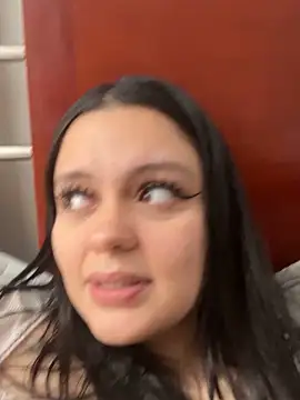 Selena Roa online show from 04-08-26, 03:56