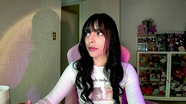 Snapshot of kaithra chatting on 01-10-26, 01:07 kaithra online show from 01-10-26, 01:07