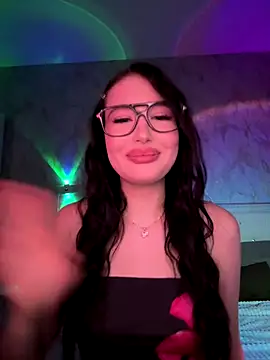 KailyBell online show from 12-15-25, 04:39