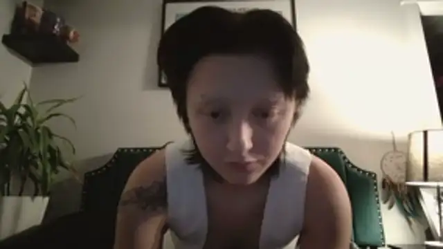 Snapshot of kutekiwi chatting on 10-29-25, 05:10 kutekiwi online show from 10-29-25, 05:10