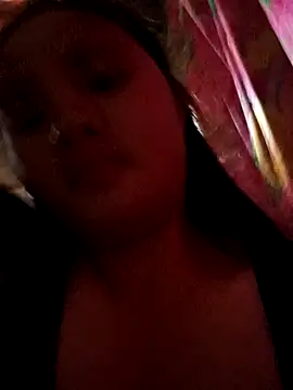 Snapshot of model-sexxy chatting on 10-21-25, 06:14 model-sexxy online show from 10-21-25, 06:14