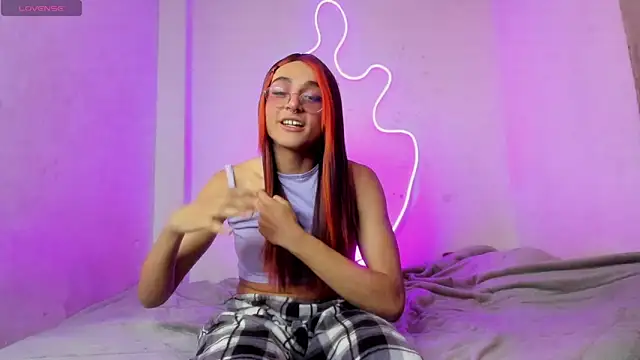 Snapshot of Mika__velvet chatting on 11-01-25, 04:31 Mika velvet online show from 11-01-25, 04:31