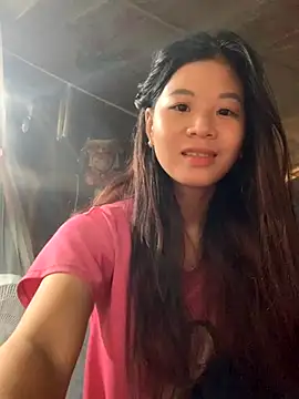 Snapshot of ninixinh chatting on 10-26-25, 02:17 ninixinh online show from 10-26-25, 02:17