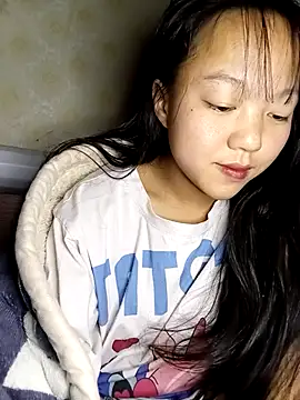 Quynhsumon online show from 01-10-26, 02:41