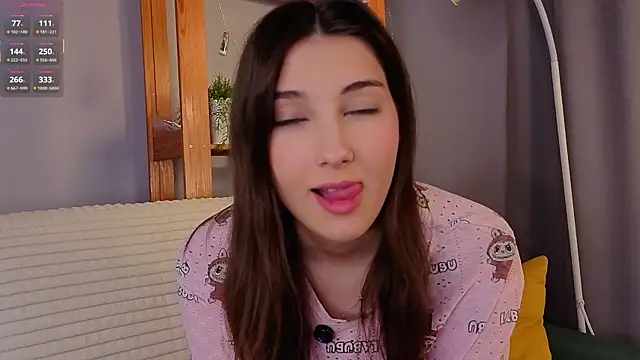 KateCahee online show from 01-12-26, 02:28